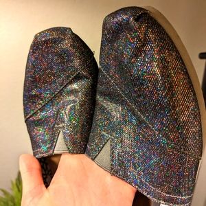 Toms sz 8 silver holographic sequin sparkle glitter multi